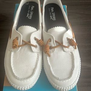 Paul Sperry -All white Canva